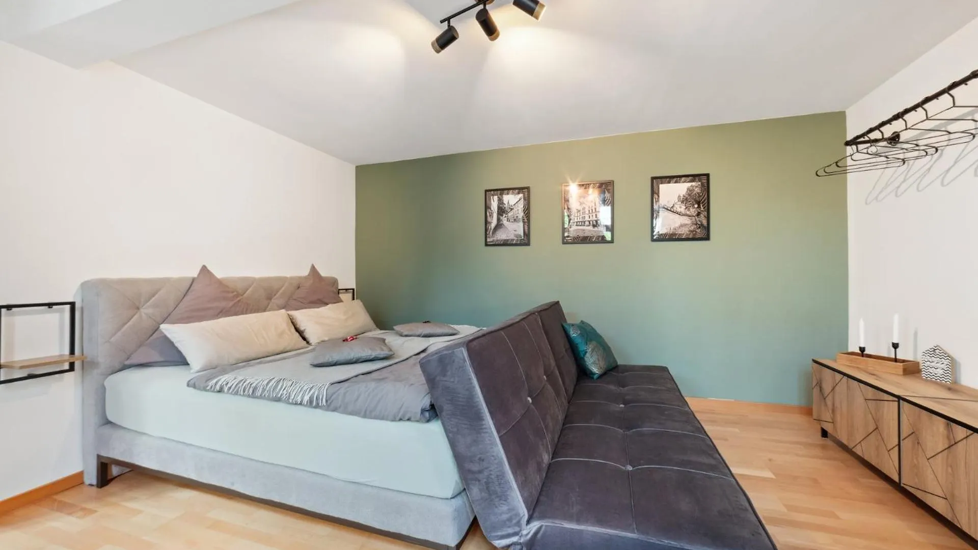 Apartment Am Albertsplatz Im Zentrum 科堡